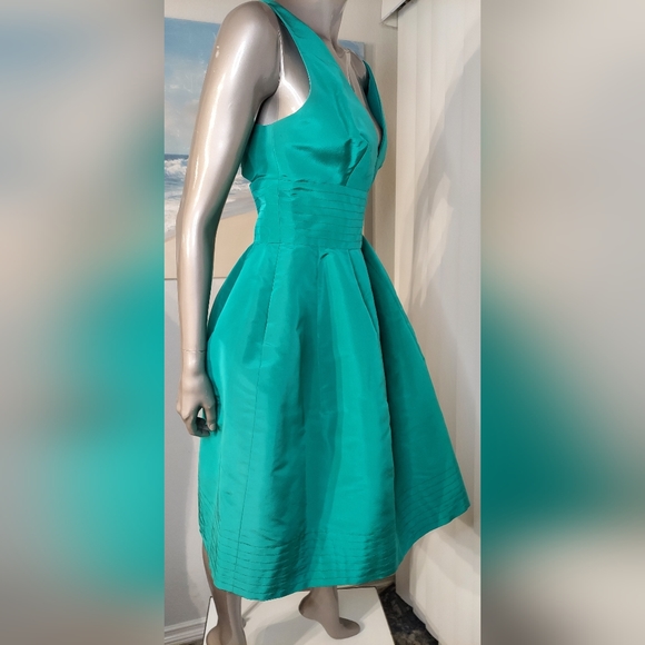 #$3,900 NEW P15 OSCAR DE LA RENTA GREEN SILK OPEN BACK RUNWAY DRESS 2 - Picture 4 of 12